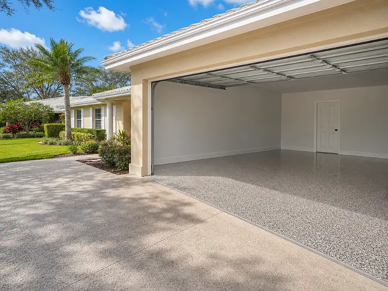Decorative flake garage floor shown on the Town 'n' Country service page.