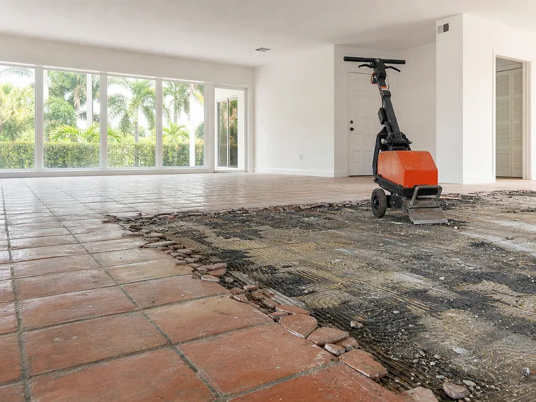 Floor removal in Bradenton, FL