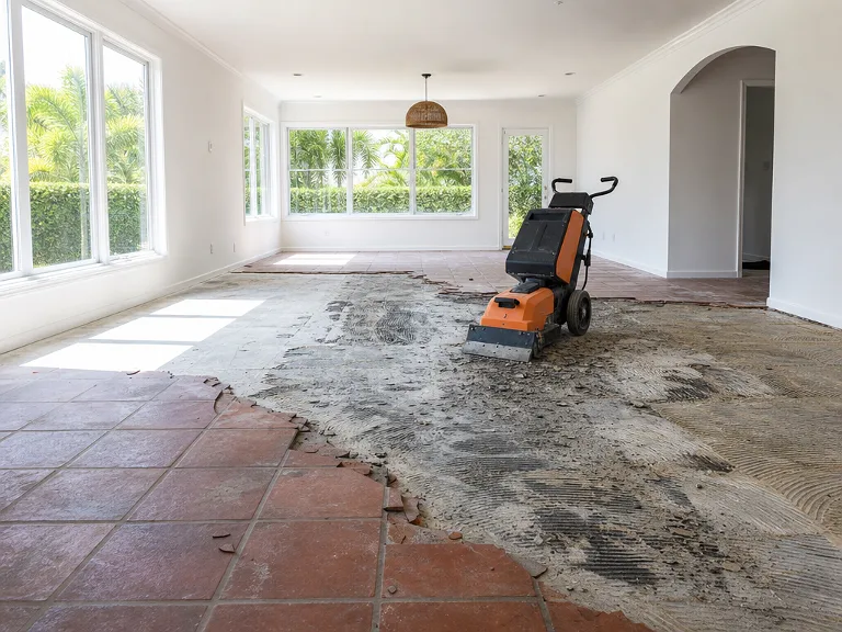 Floor removal in Memphis, FL