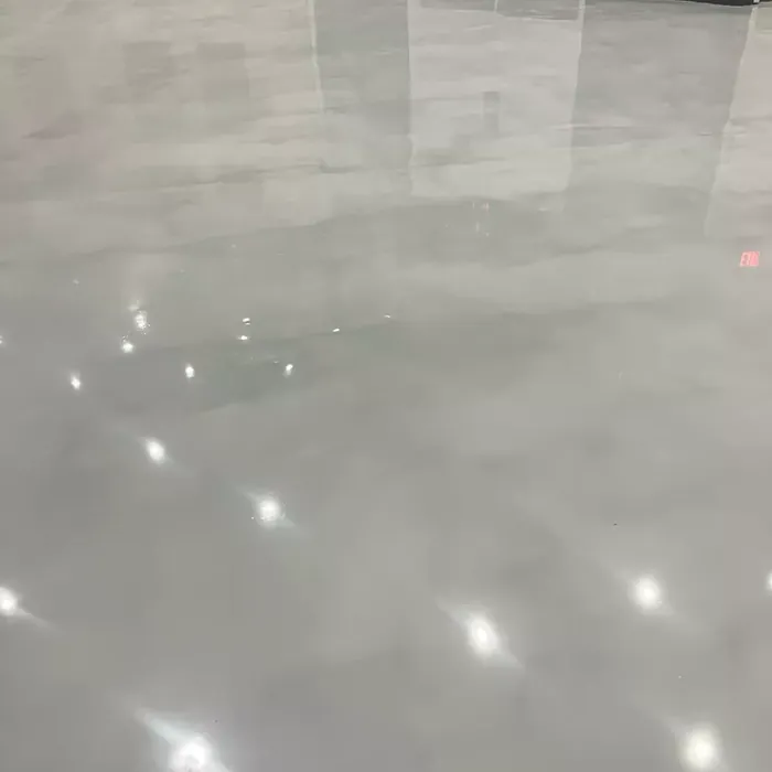White snowdrift metallic epoxy flooring in a Tampa, FL interior