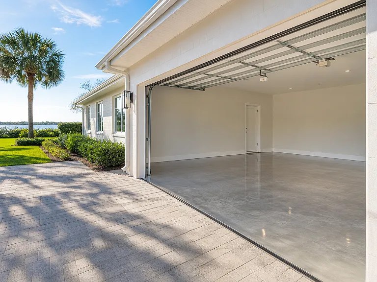 Polished concrete floors in Gulfport, FL