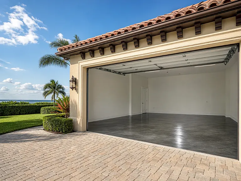 Polished concrete floors in Harbor Bluffs, FL